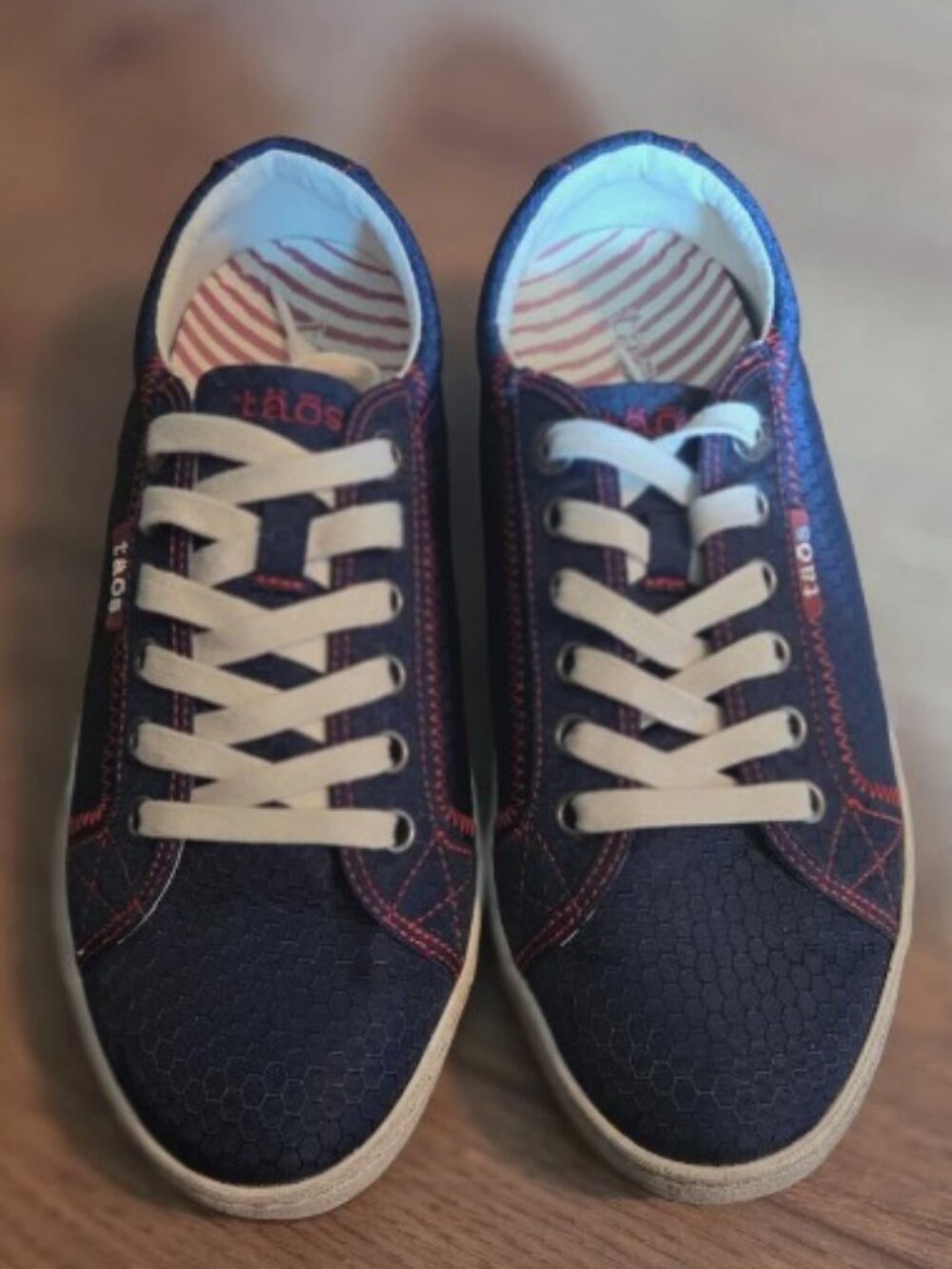 Taos Used Women 8 Navy Rip Stop Nylon Arch Support Sneakers Glyde Gly-12844